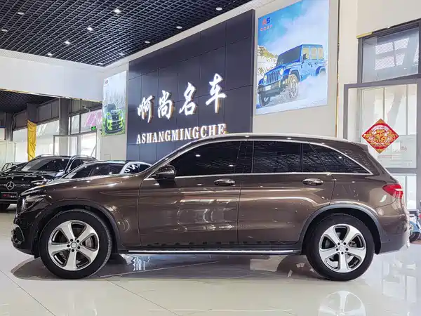 Mercedes-Benz GLC 2016
