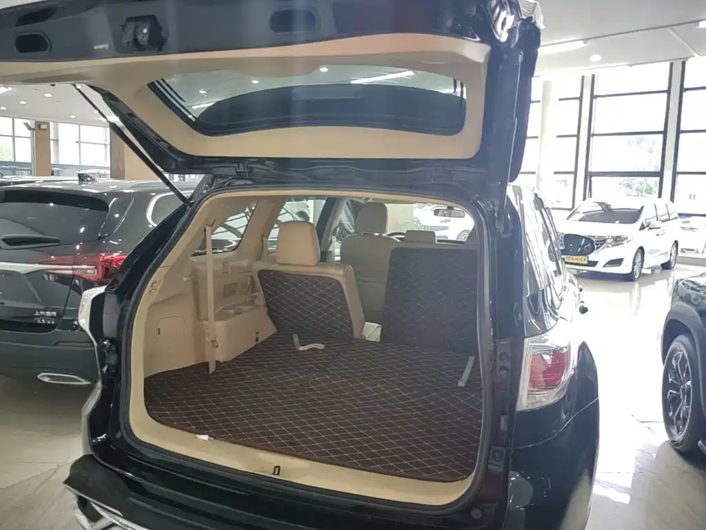 Toyota Highlander 2017 — фото 19