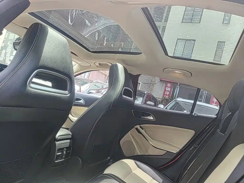 Mercedes-Benz GLA 2018 — фото 18