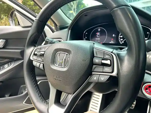 Honda Accord 2022