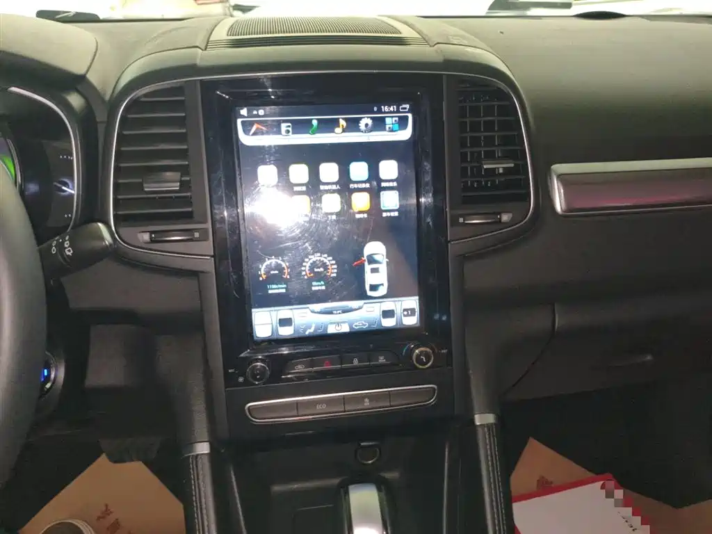 Renault Koleos 2018 — фото 13