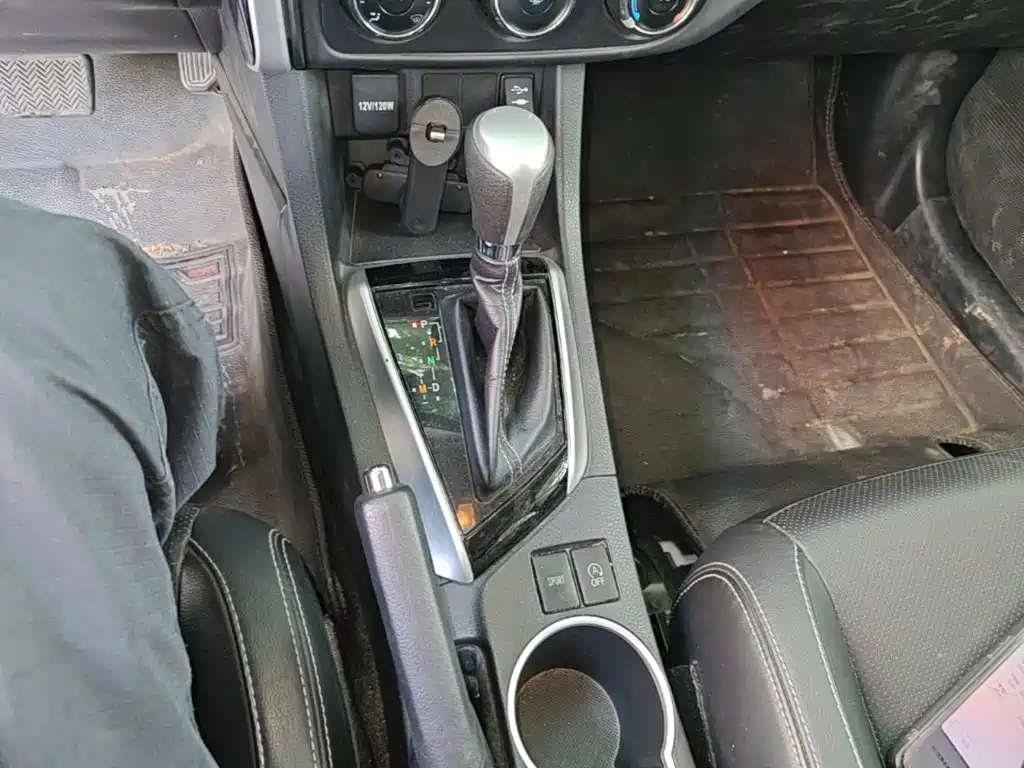 Toyota Levin 2017 — фото 14
