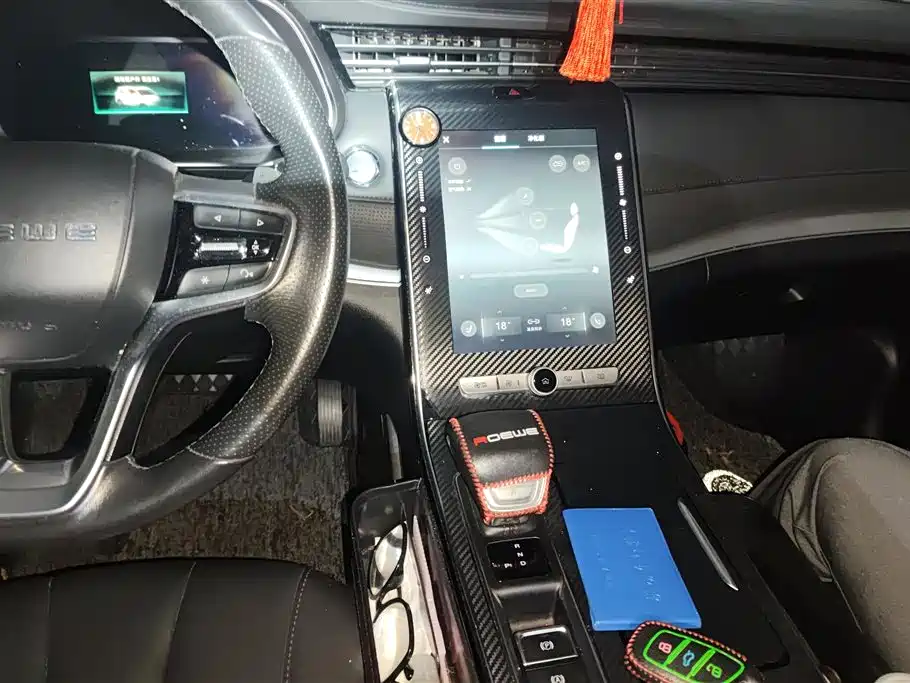 Roewe RX5 eMAX 2021 — фото 13