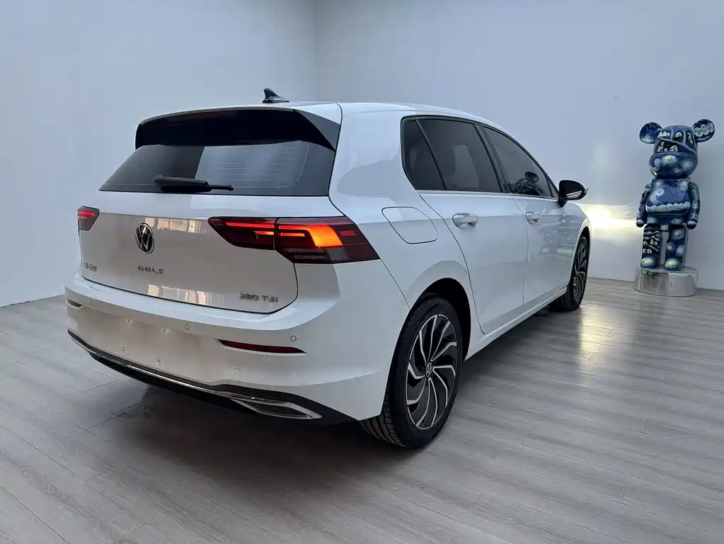 Volkswagen Golf 2022