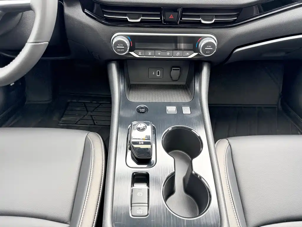 Nissan Sylphy 2022 — фото 13