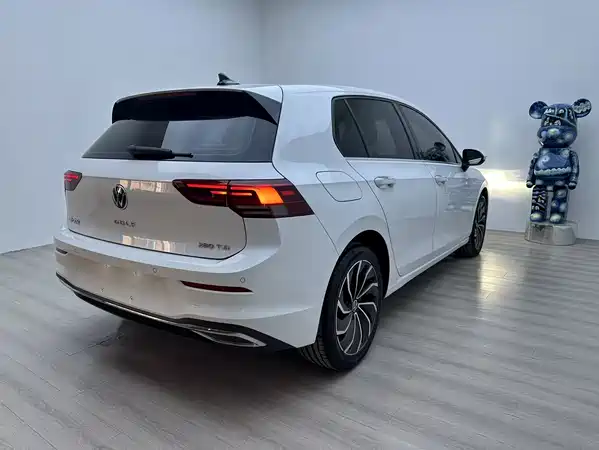 Volkswagen Golf 2022