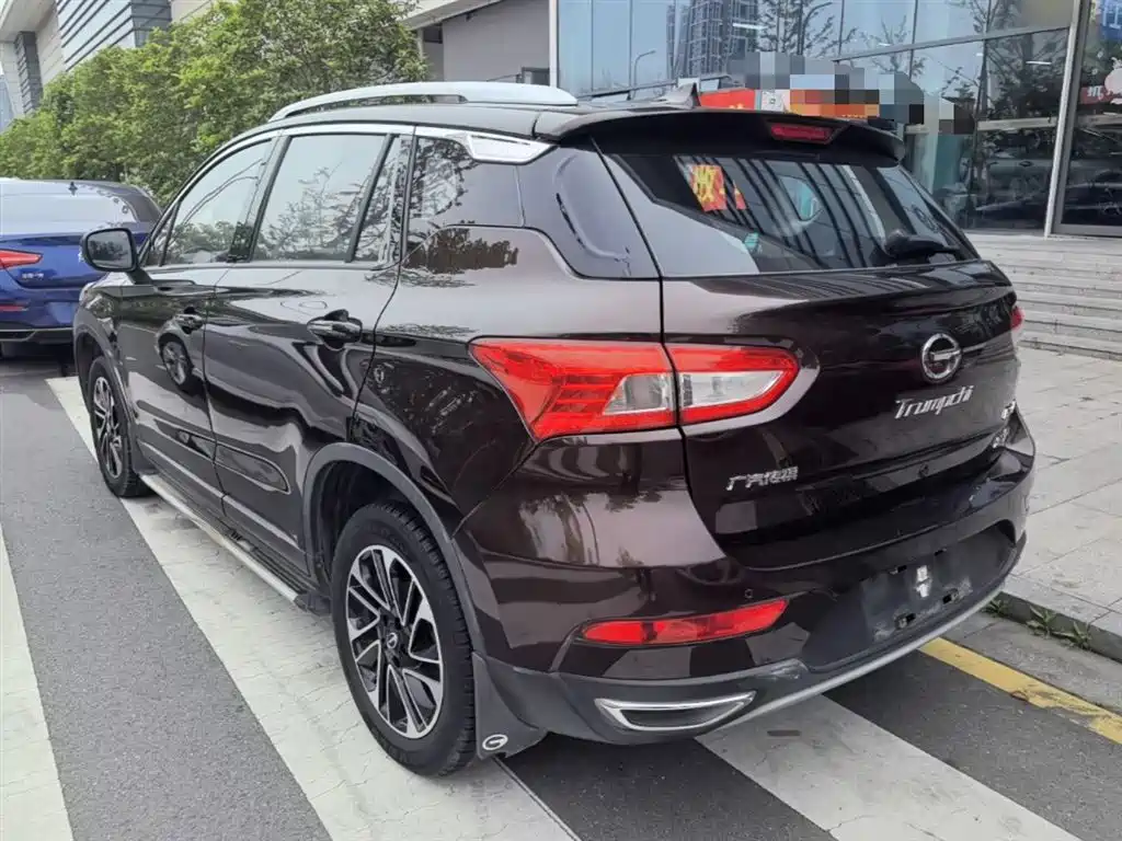 GAC Motor Trumpchi GS4 2015 — фото 5