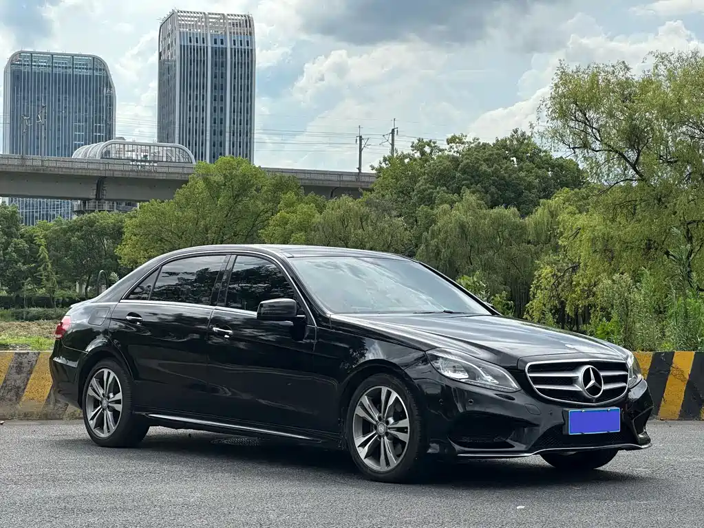 Mercedes-Benz E-Class 2016