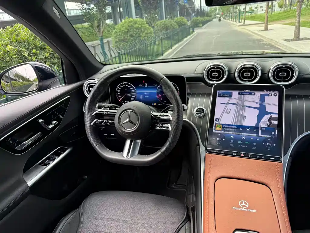 Mercedes-Benz GLC 2024 — фото 8