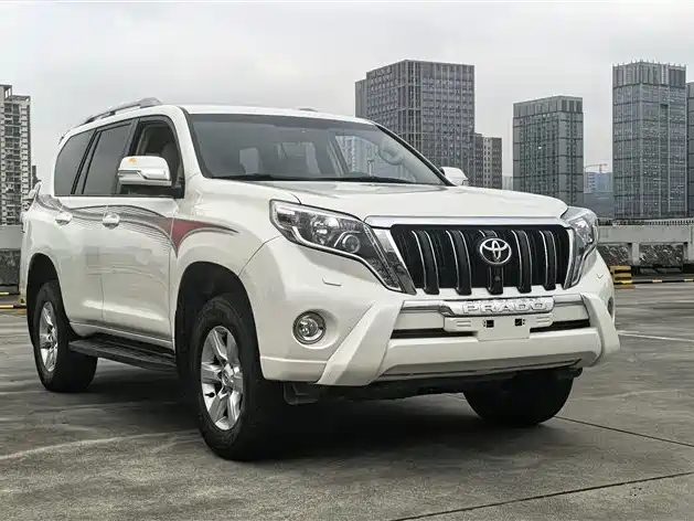 Toyota Prado 2015 — фото 5
