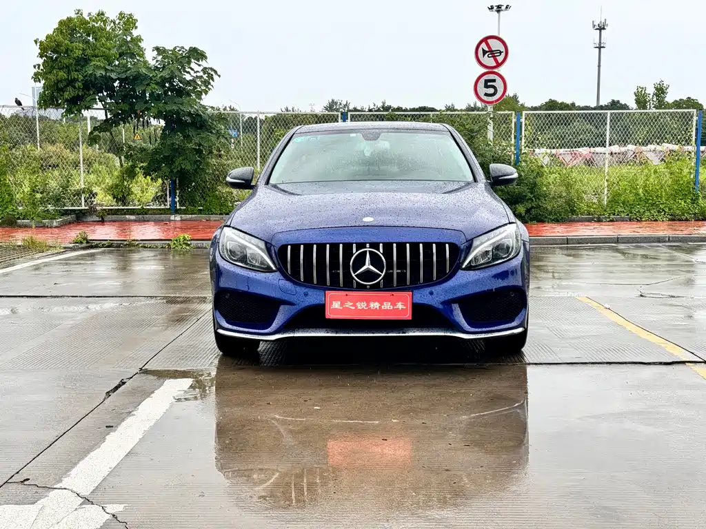 Mercedes-Benz C-Class 2017