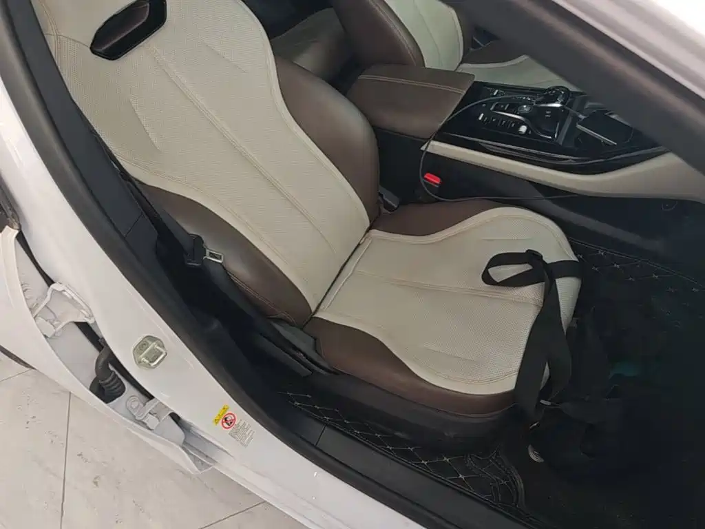BYD Qin PLUS 2025 — фото 23