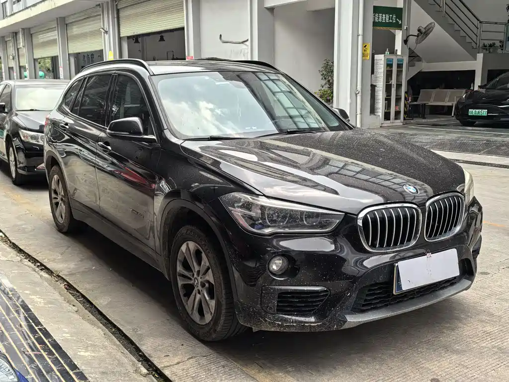 BMW X1 2016 — фото 1