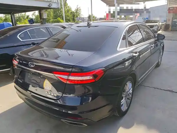 Ford Taurus 2019