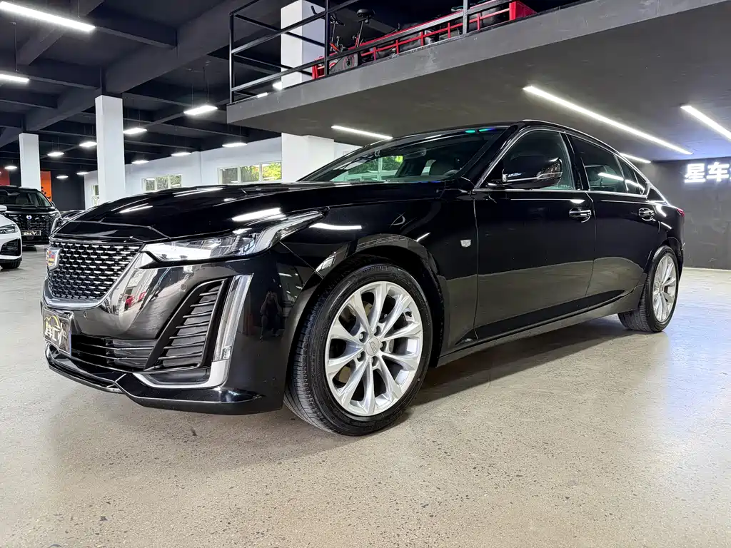 Cadillac CT5 2021 — фото 1