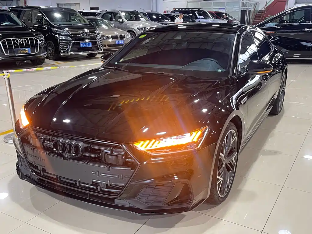 Audi A7L 2022