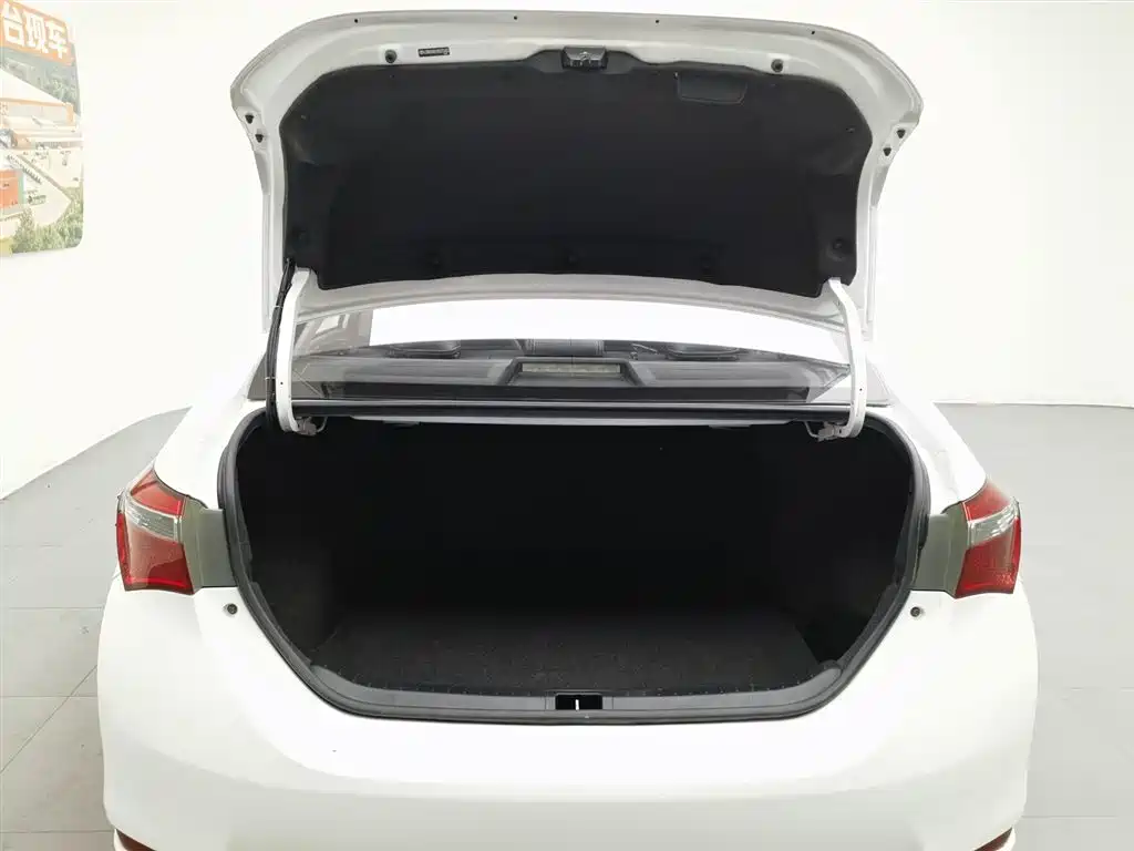 Toyota Corolla 2019 — фото 16