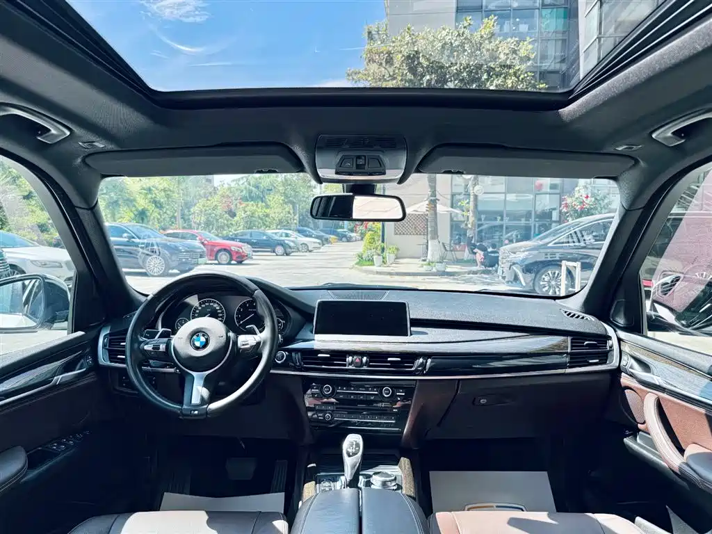 BMW X5 2017 — фото 18