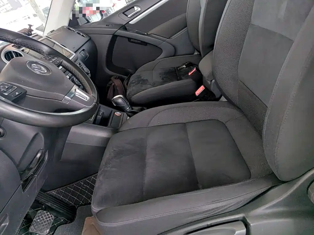 Volkswagen Tiguan 2016 — фото 15
