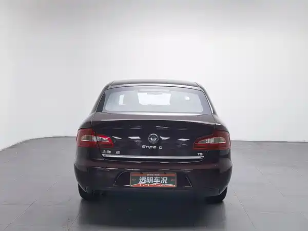 Skoda Superb 2012