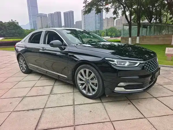 Ford Taurus 2019