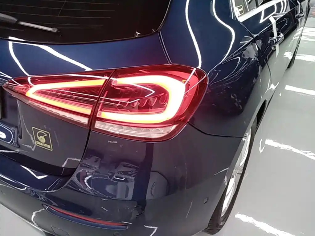 Mercedes-Benz A-Class 2021 — фото 8