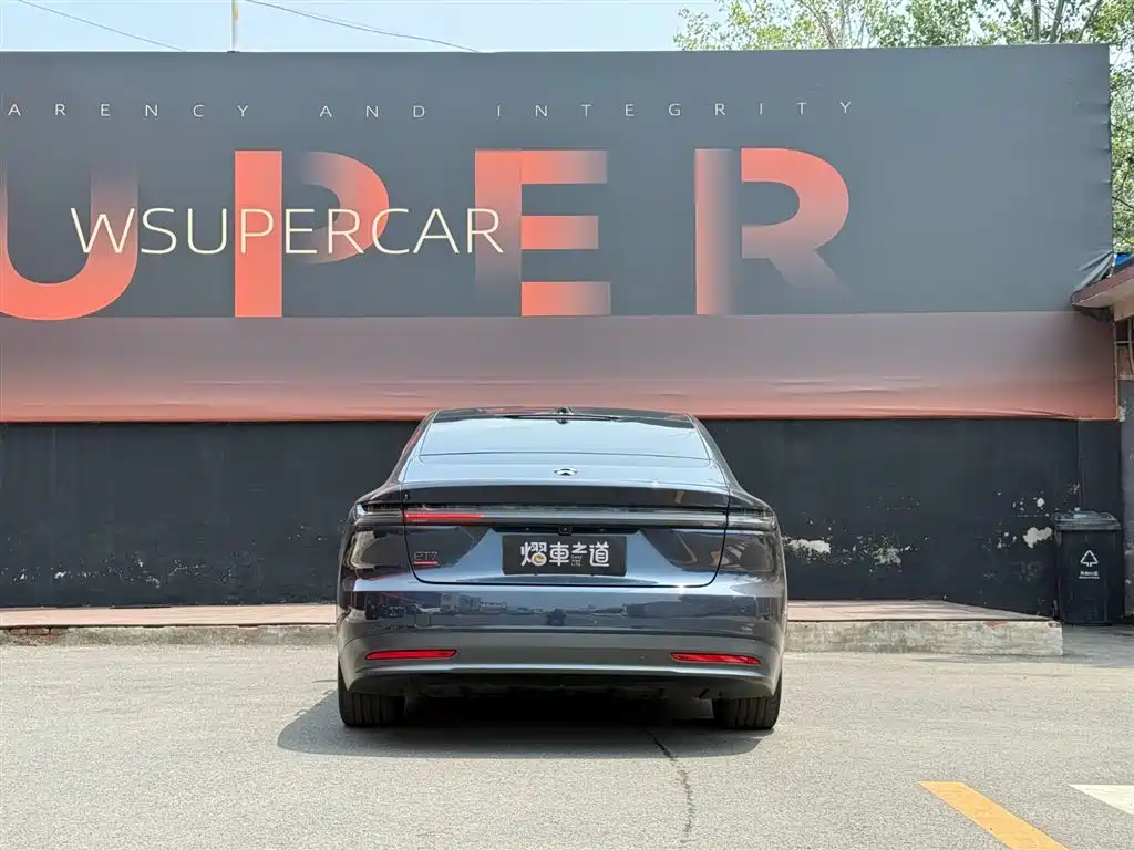 NIO ET7 2022