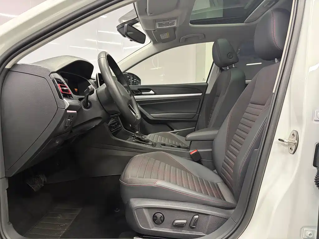 Volkswagen Lavida 2022