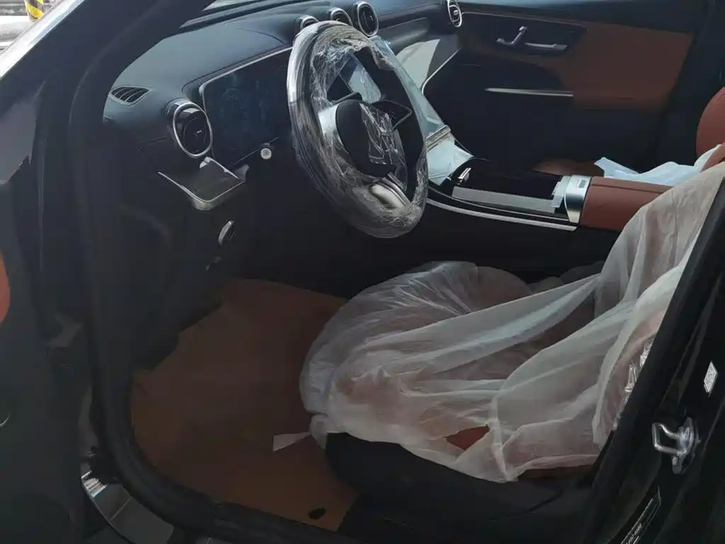 Mercedes-Benz GLC 2026