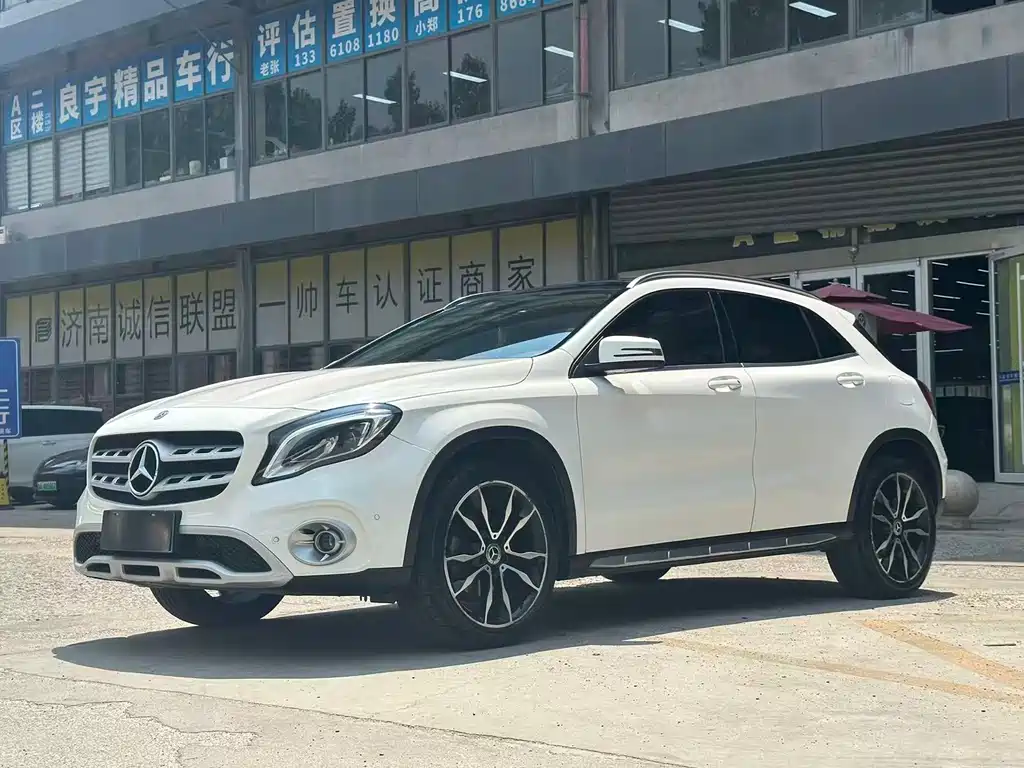 Mercedes-Benz GLA 2018