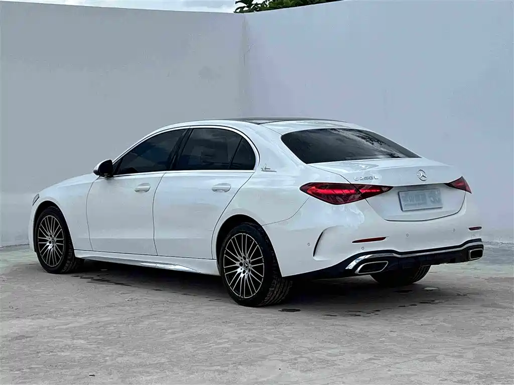 Mercedes-Benz C-Class 2023