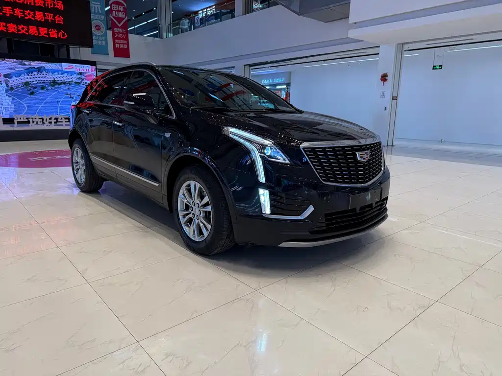 Cadillac XT5 2022 — фото 3