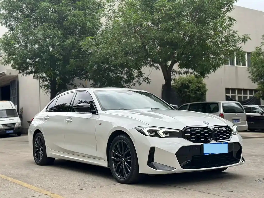 BMW 3 Series 2023