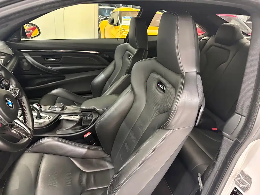 BMW M4 2019 — фото 11