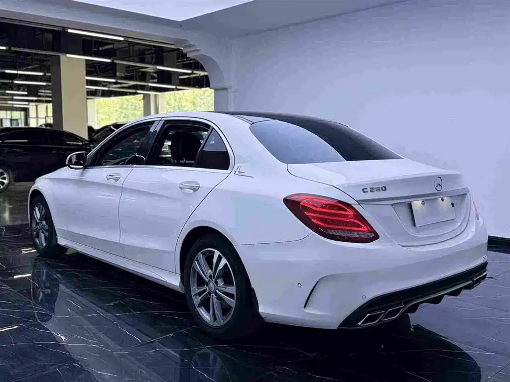 Mercedes-Benz C-Class 2016 — фото 20