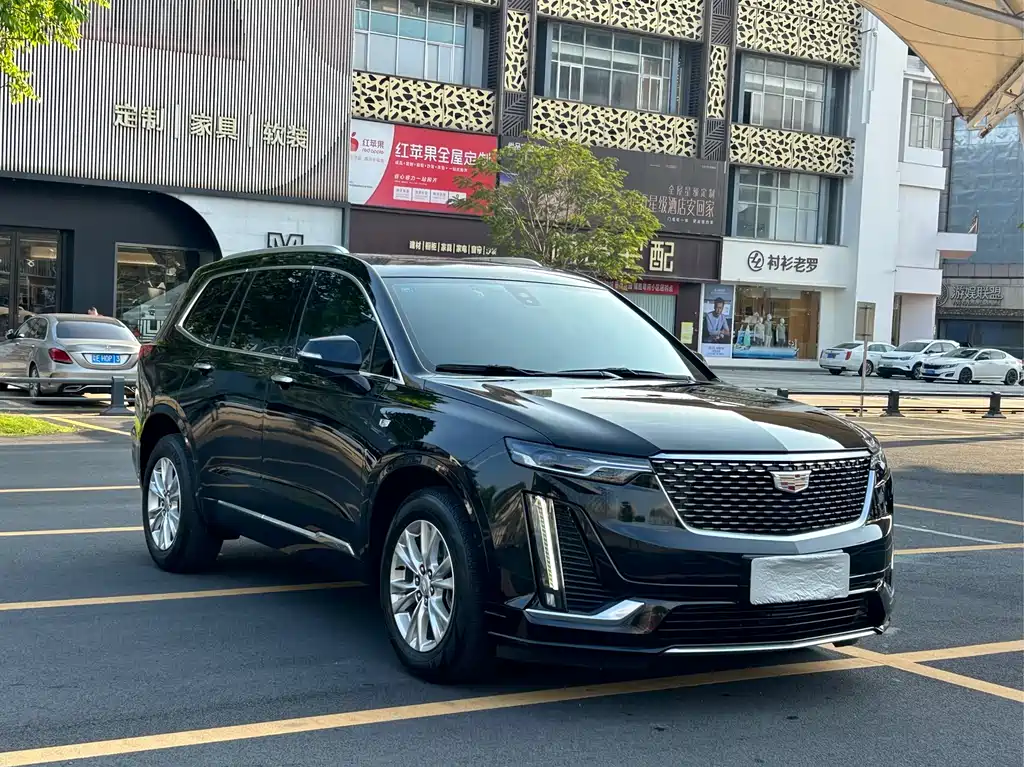Cadillac XT6 2020 — фото 4