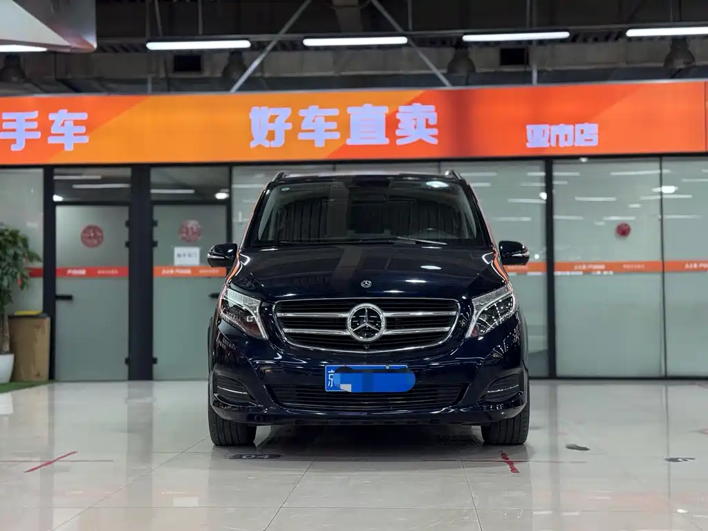 Mercedes-Benz V-Class 2017 — фото 2