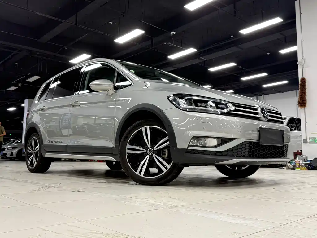 Volkswagen Touran 2022