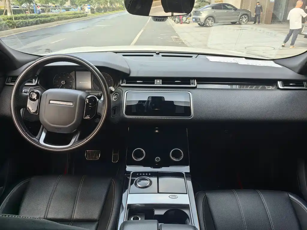 Land Rover Velar 2019