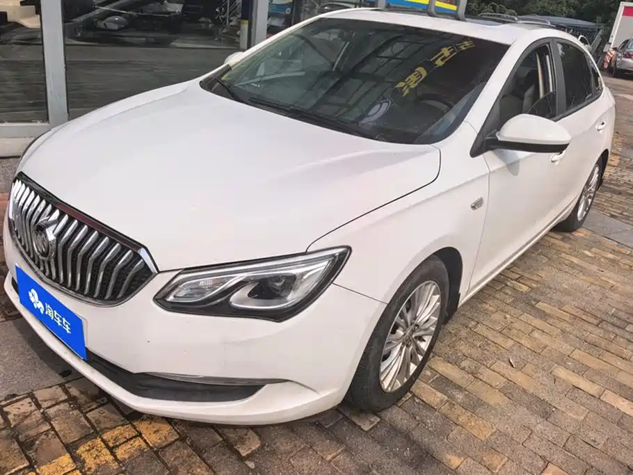 Buick Excelle 2016 — фото 1