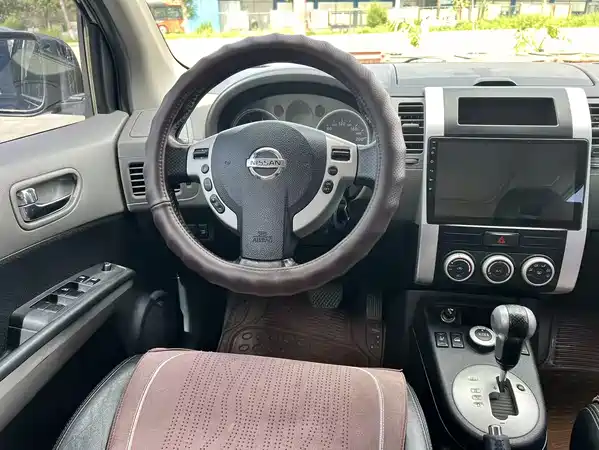 Nissan X-Trail 2011