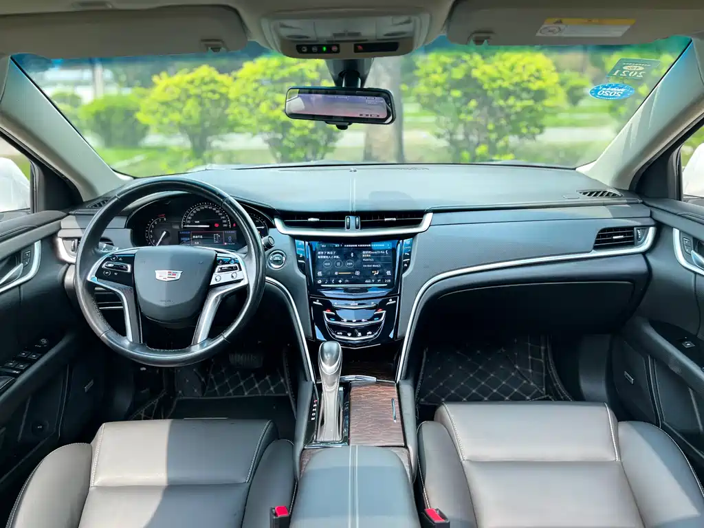 Cadillac XTS 2019 — фото 10
