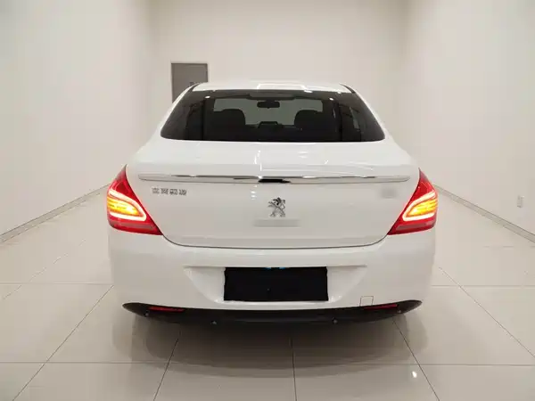 Peugeot 308 2014