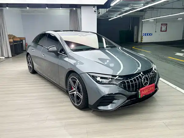 Mercedes-Benz EQE AMG 2023