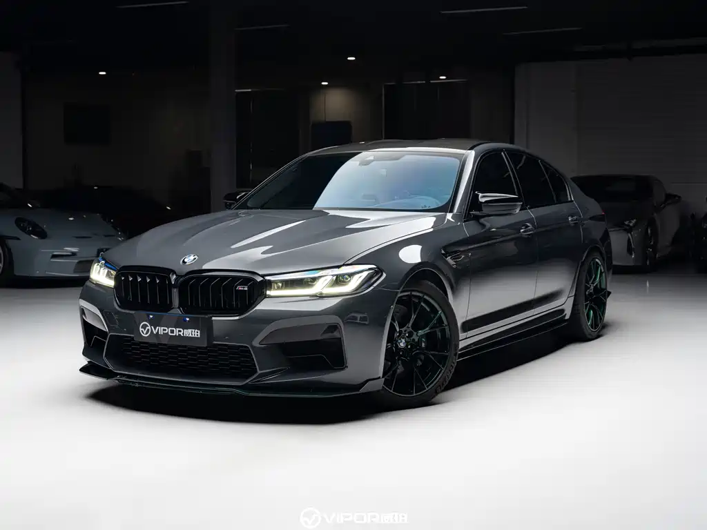 BMW M5 2021
