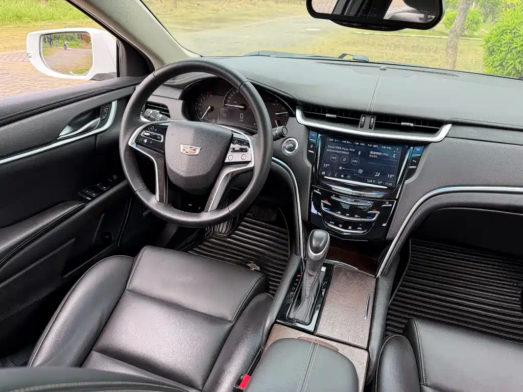 Cadillac XTS 2019 — фото 10