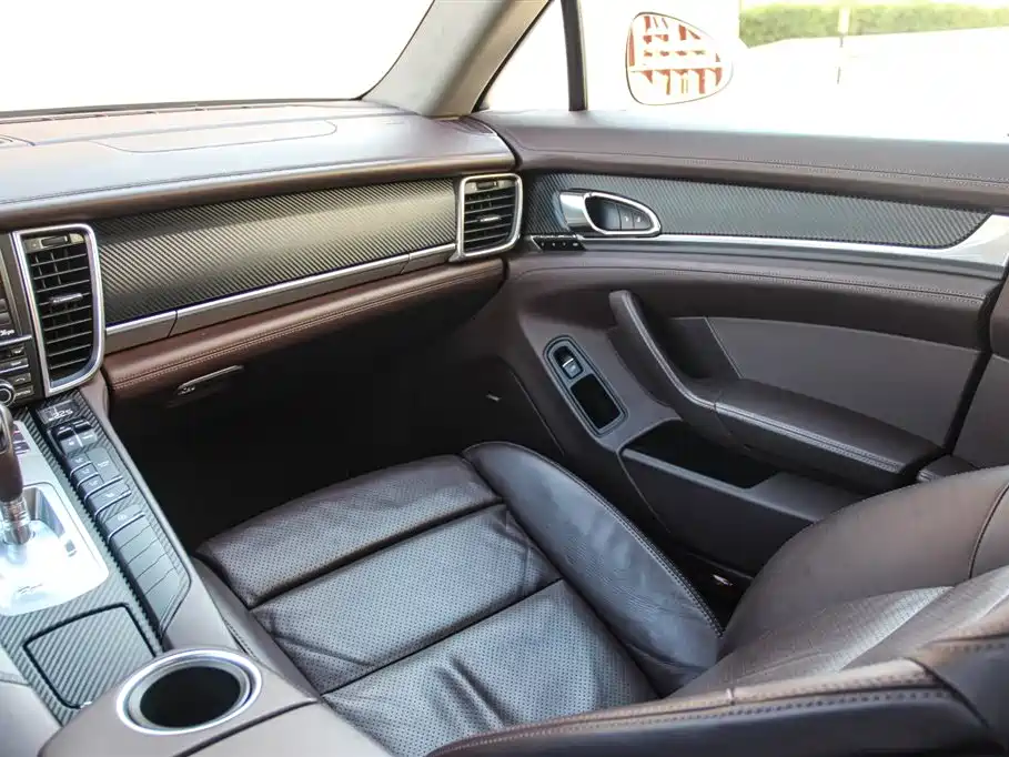 Porsche Panamera 2014 — фото 14