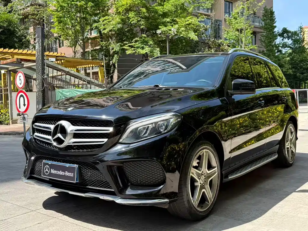 Mercedes-Benz GLE 2015 — фото 30