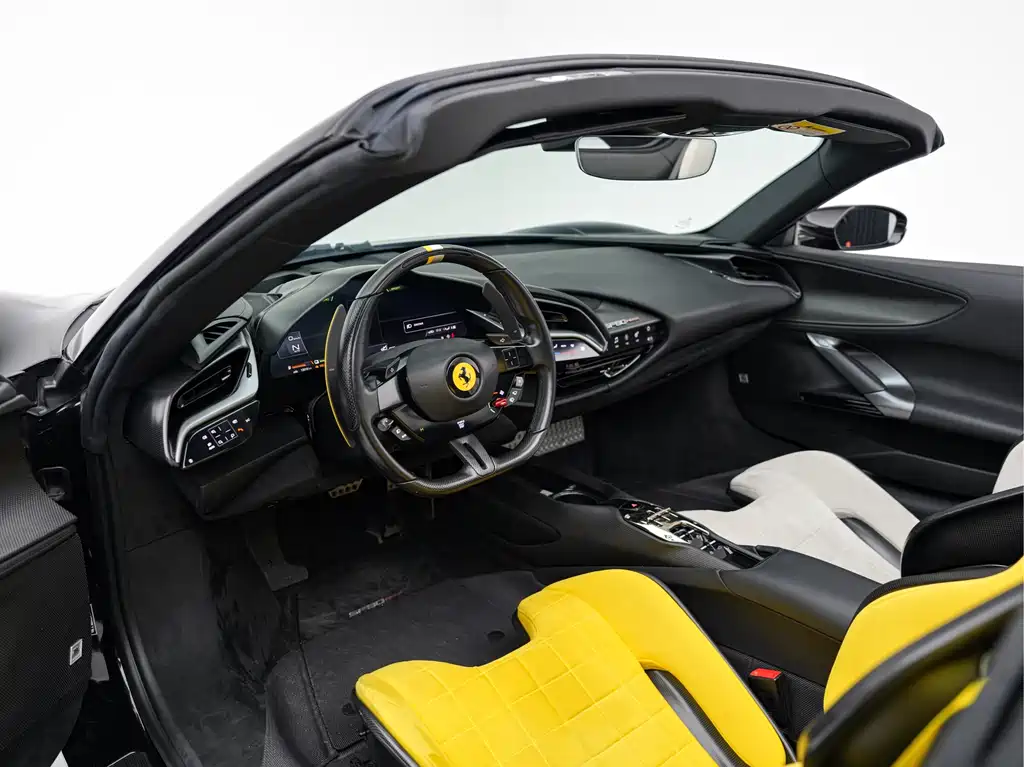 Ferrari SF90 2023 — фото 19