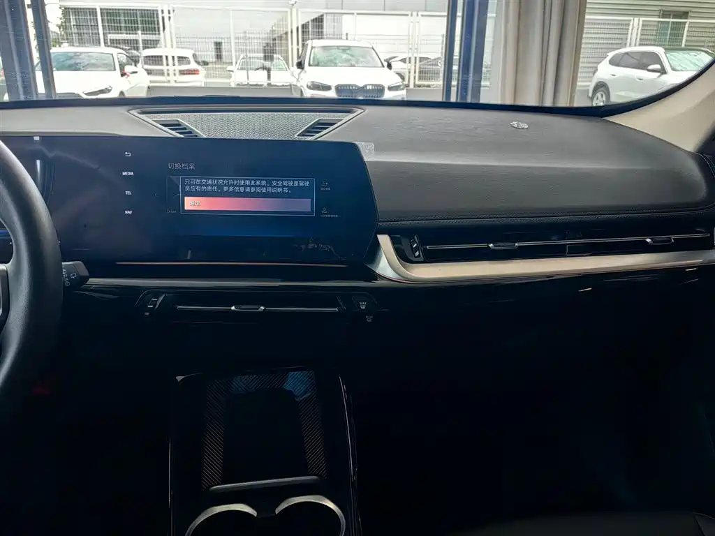 BMW X1 2024 — фото 10